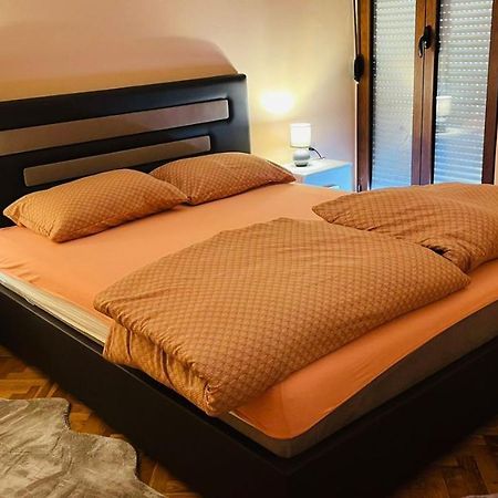 Majdini Clock Tower Apartman Podgorica Eksteriør bilde