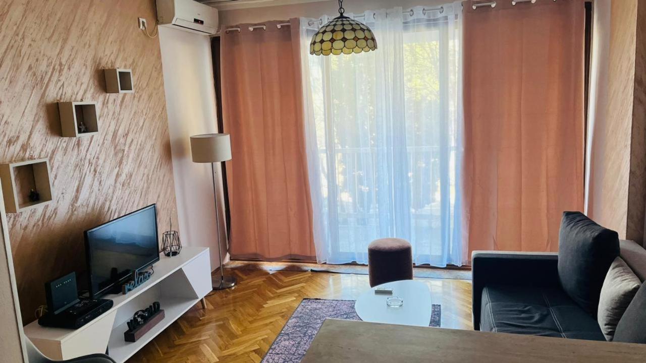Majdini Clock Tower Apartman Podgorica Eksteriør bilde