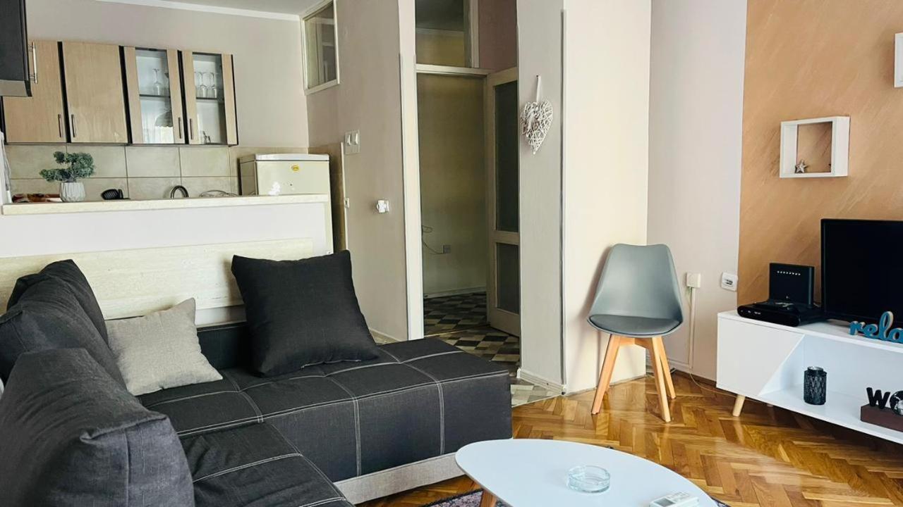 Majdini Clock Tower Apartman Podgorica Eksteriør bilde