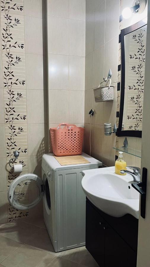 Majdini Clock Tower Apartman Podgorica Eksteriør bilde
