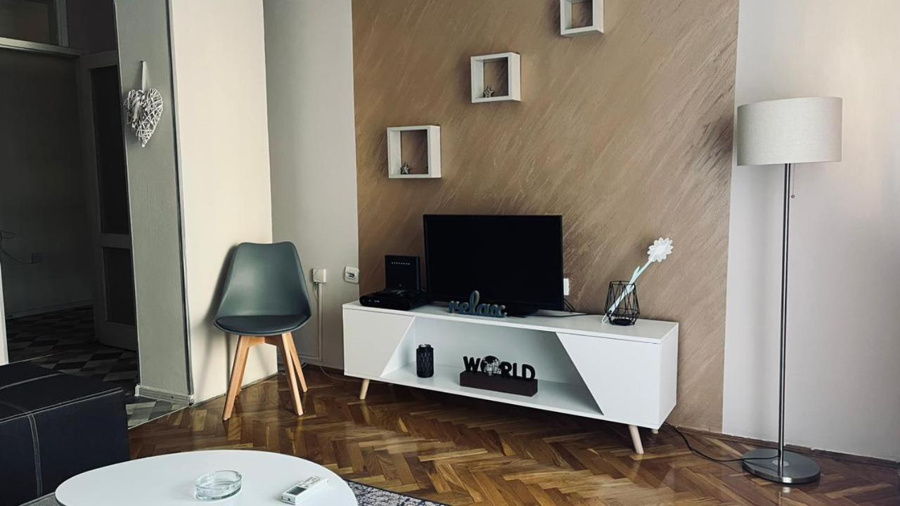 Majdini Clock Tower Apartman Podgorica Eksteriør bilde