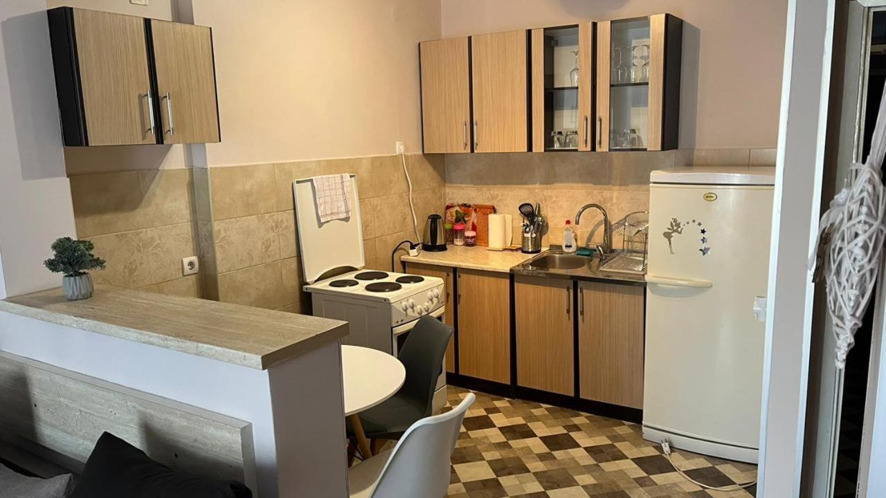Majdini Clock Tower Apartman Podgorica Eksteriør bilde